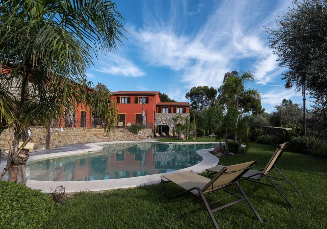 Leonardo Resort Imperia Exterior photo